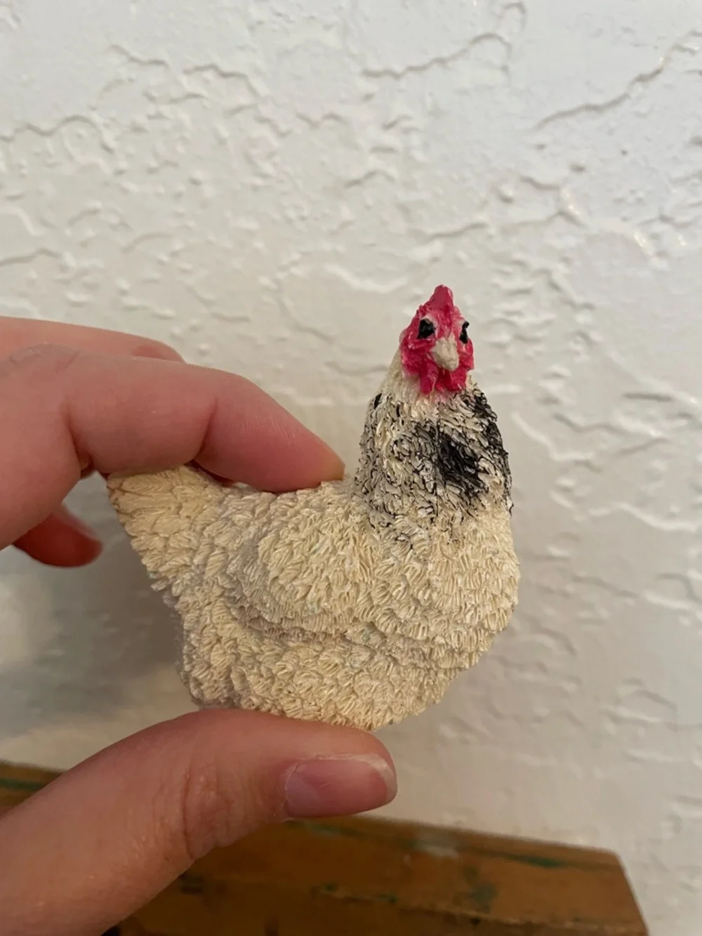 Vintage 1990s chicken hen figurine